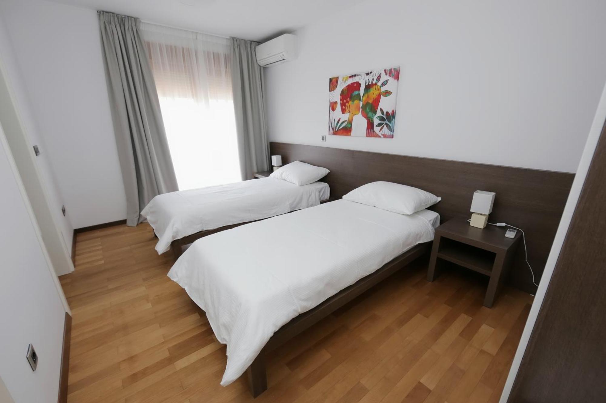 Apartments Poville Residence Povile Bilik gambar