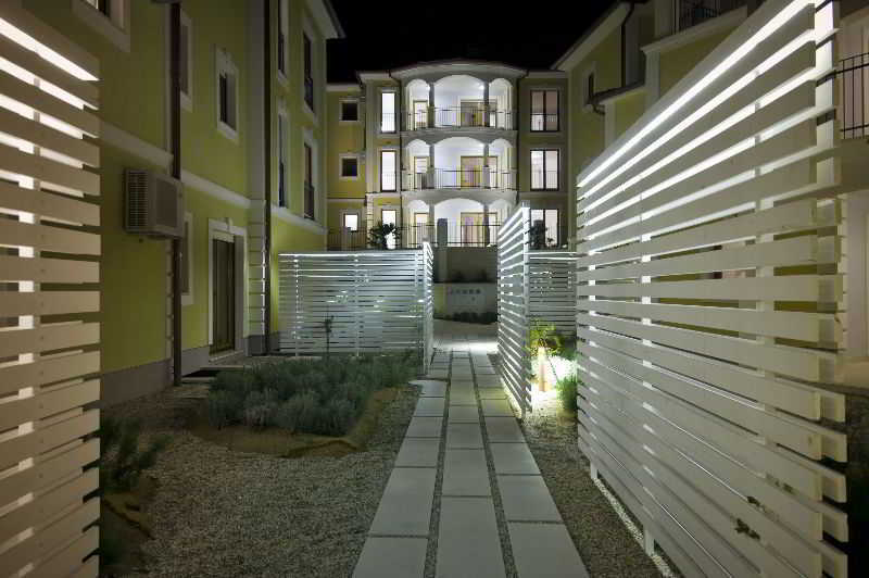 Apartments Poville Residence Povile Luaran gambar