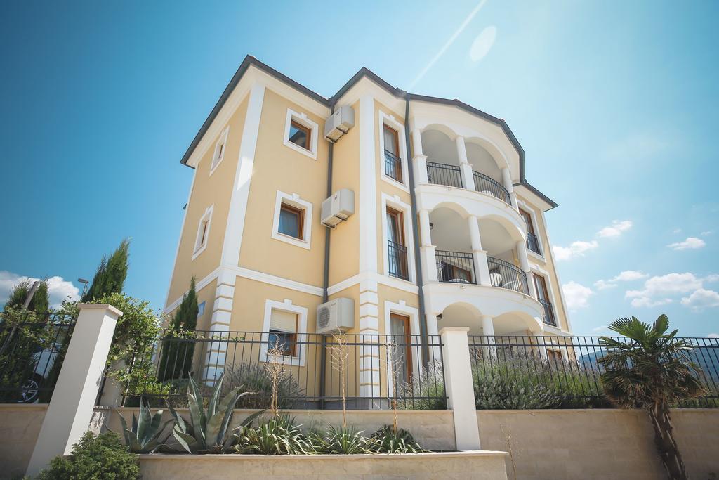 Apartments Poville Residence Povile Luaran gambar